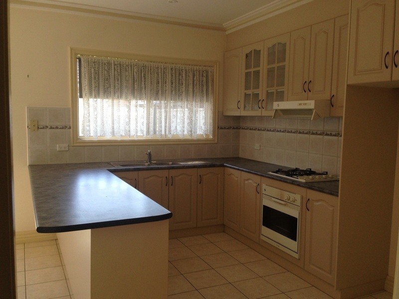 2/19 Middleton  Street, Shepparton VIC 3630