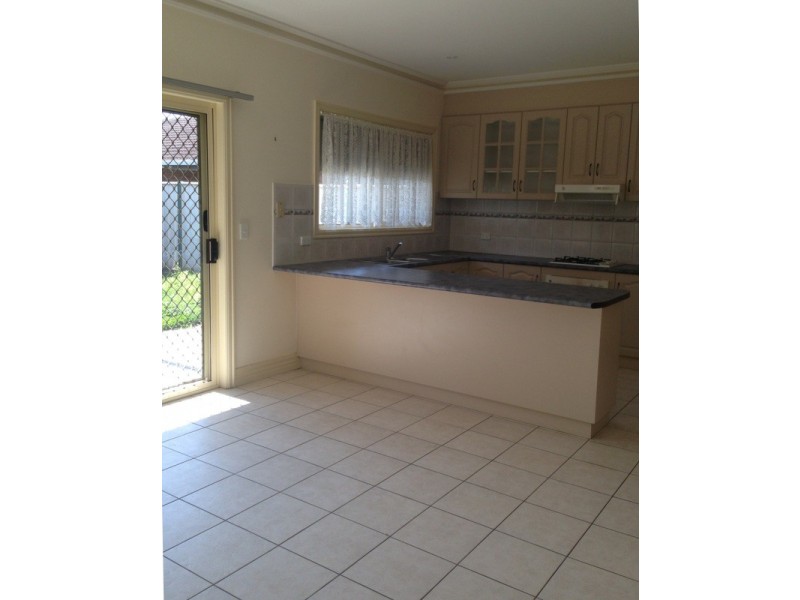 2/19 Middleton  Street, Shepparton VIC 3630