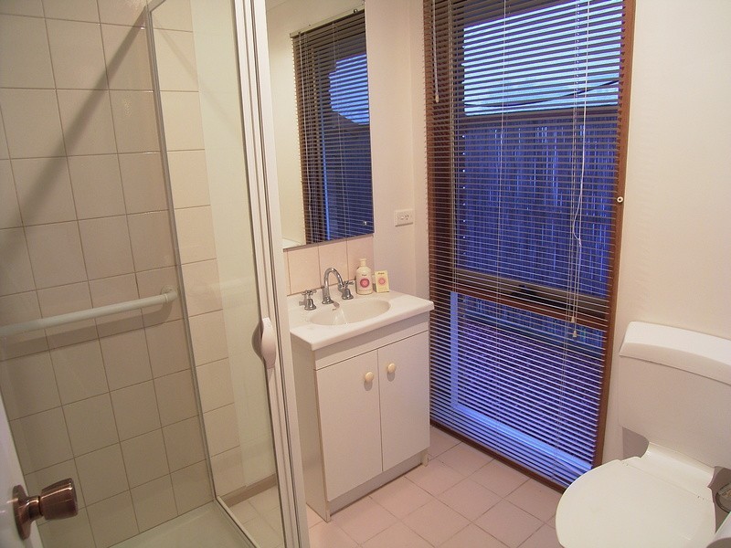 6 Illawarra Crescent, Kialla VIC 3631