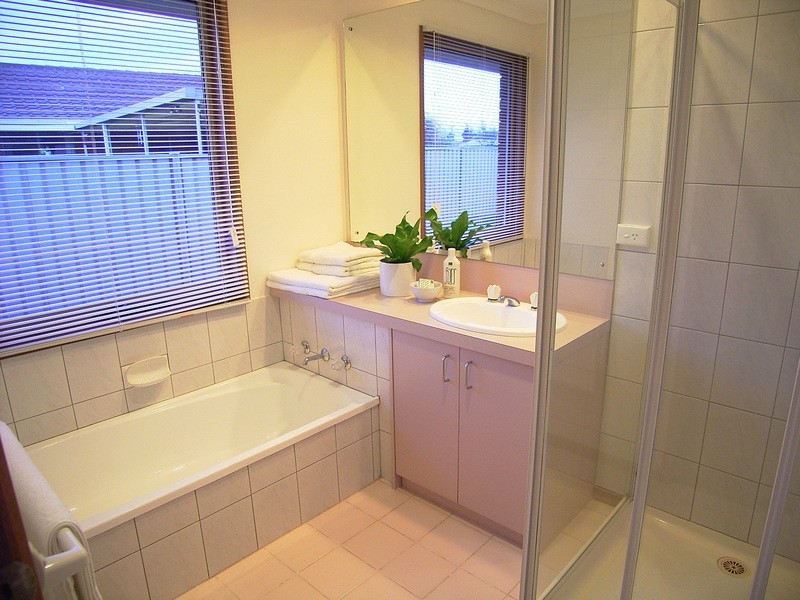 6 Illawarra Crescent, Kialla VIC 3631