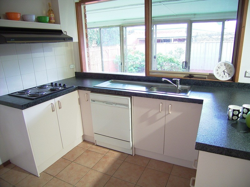 6 Illawarra Crescent, Kialla VIC 3631