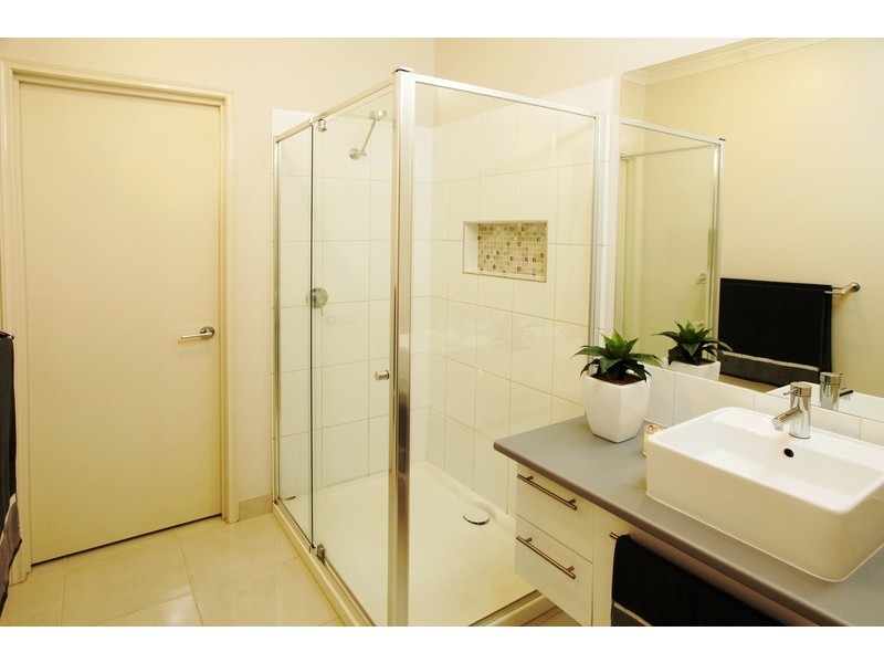 19 Wagtail Drive, Kialla VIC 3631