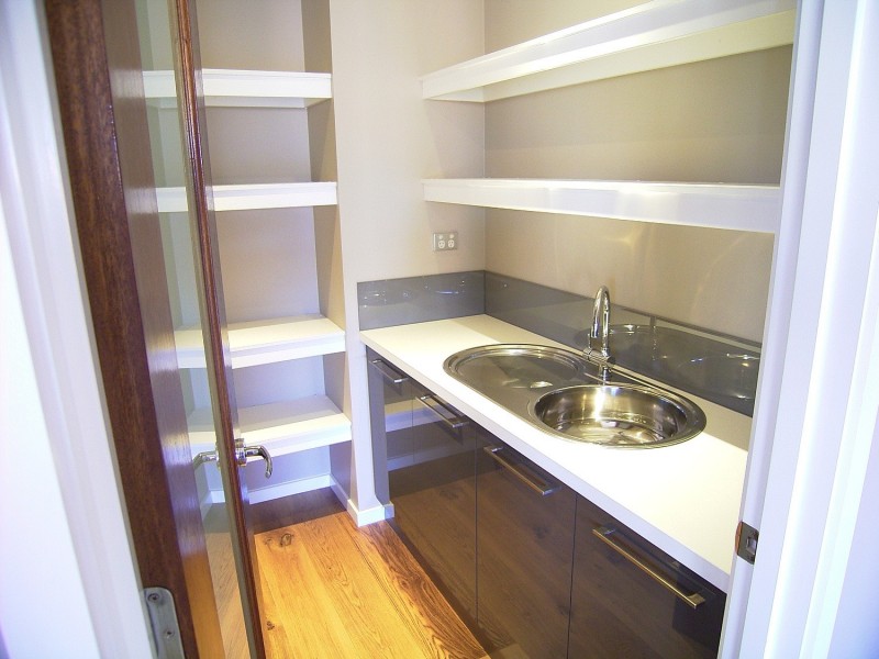 37 Canterbury Avenue, Shepparton VIC 3630