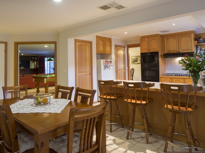 42  Teasdale Crescent, Kialla VIC 3631