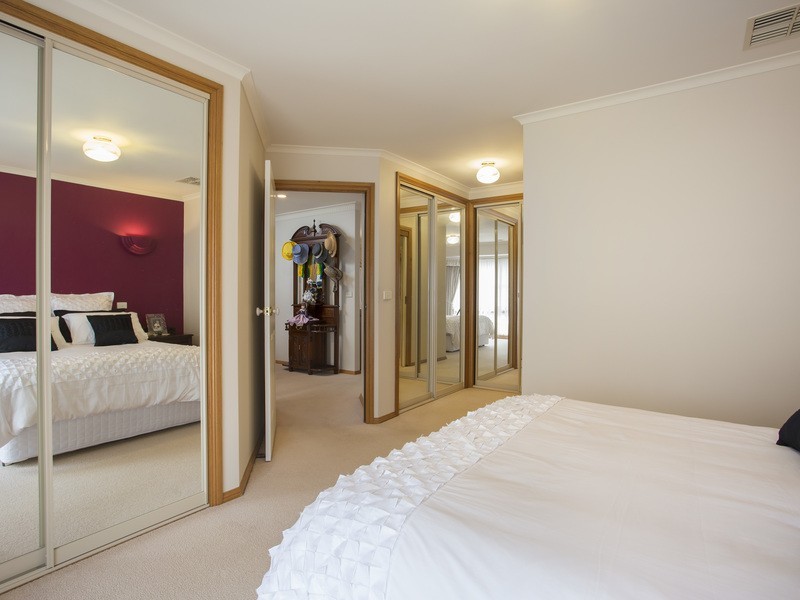 42  Teasdale Crescent, Kialla VIC 3631