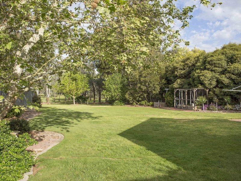 42  Teasdale Crescent, Kialla VIC 3631