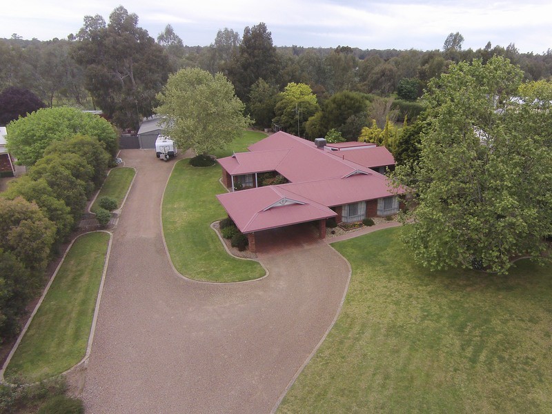 42  Teasdale Crescent, Kialla VIC 3631