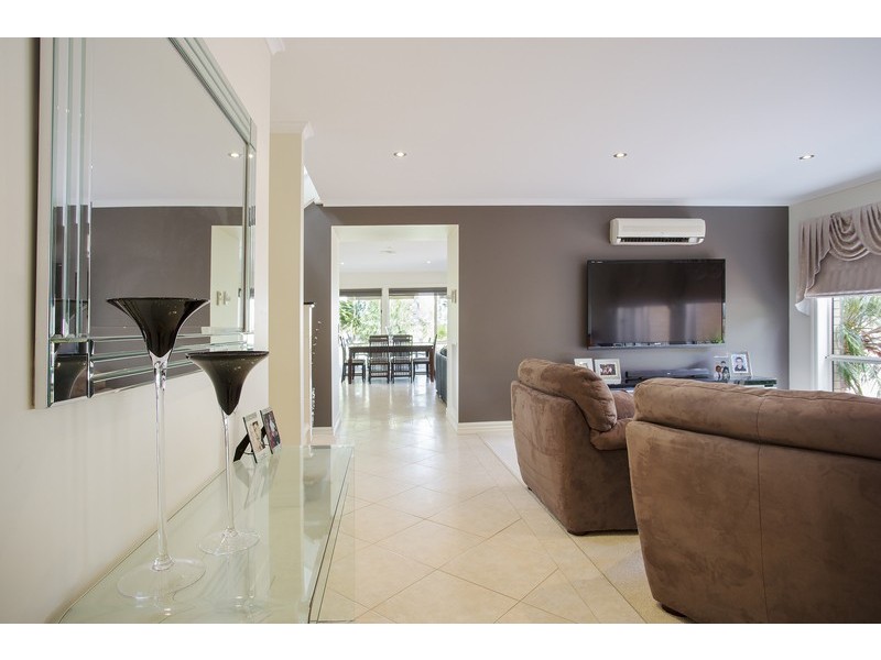 22 Rocklands Crescent, Kialla VIC 3631