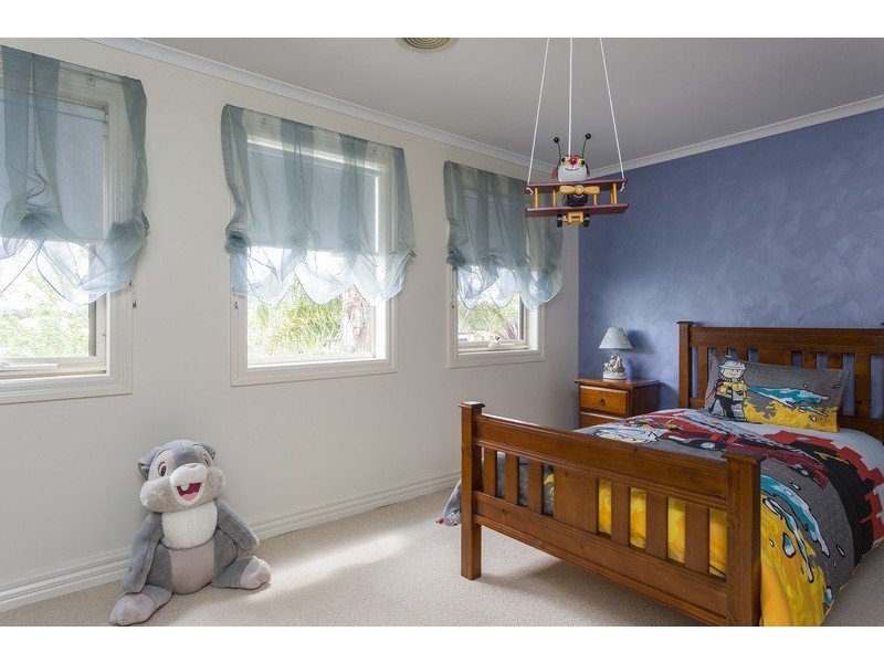 22 Rocklands Crescent, Kialla VIC 3631