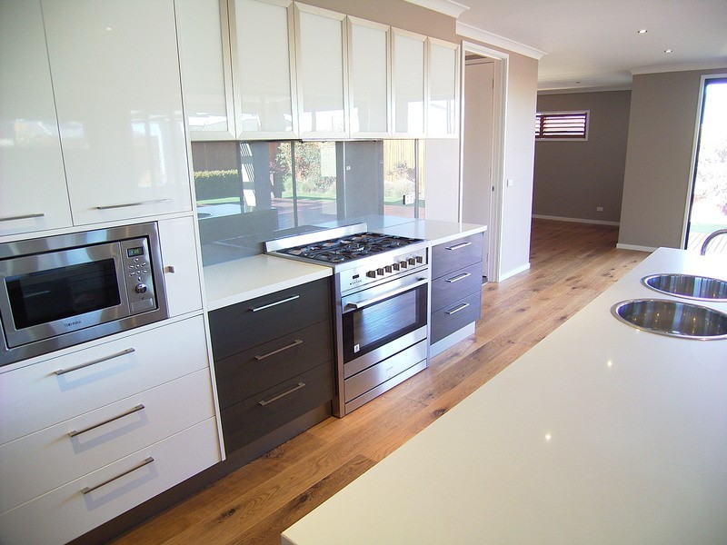 37 Canterbury  Avenue, Shepparton VIC 3630