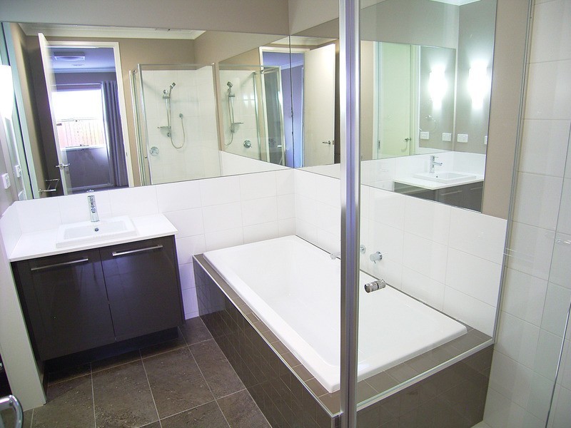 37 Canterbury  Avenue, Shepparton VIC 3630