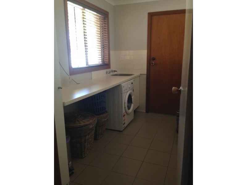 4 Wintersun Court, Shepparton VIC 3630