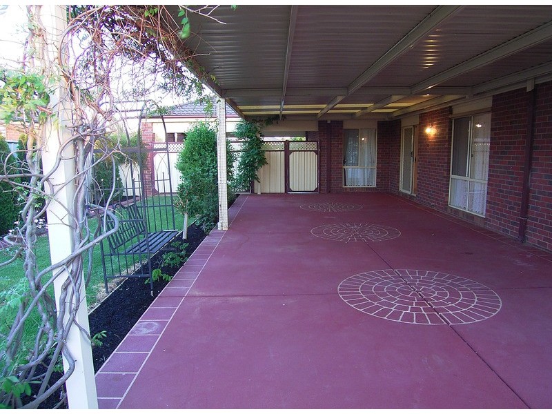 32 Charles Street, Mooroopna VIC 3629