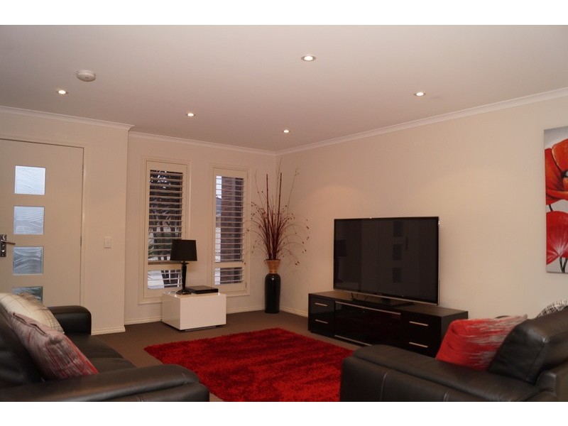 36 Cimmaron Way, Kialla VIC 3631