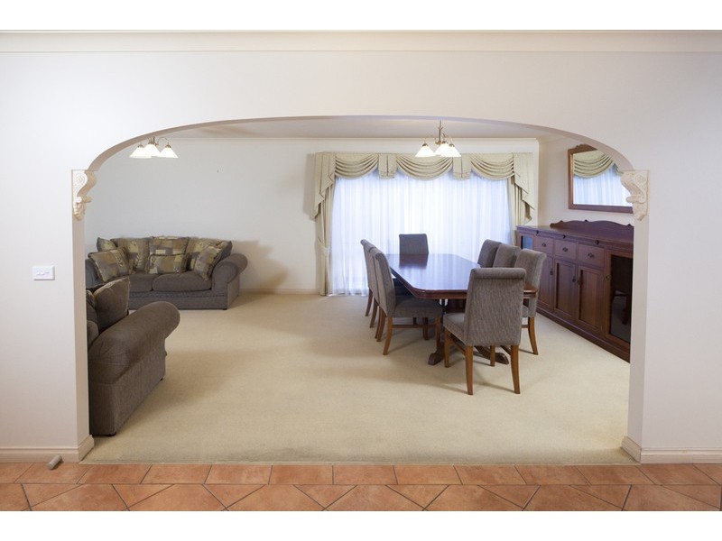 6  Woodburn Place, Shepparton VIC 3630