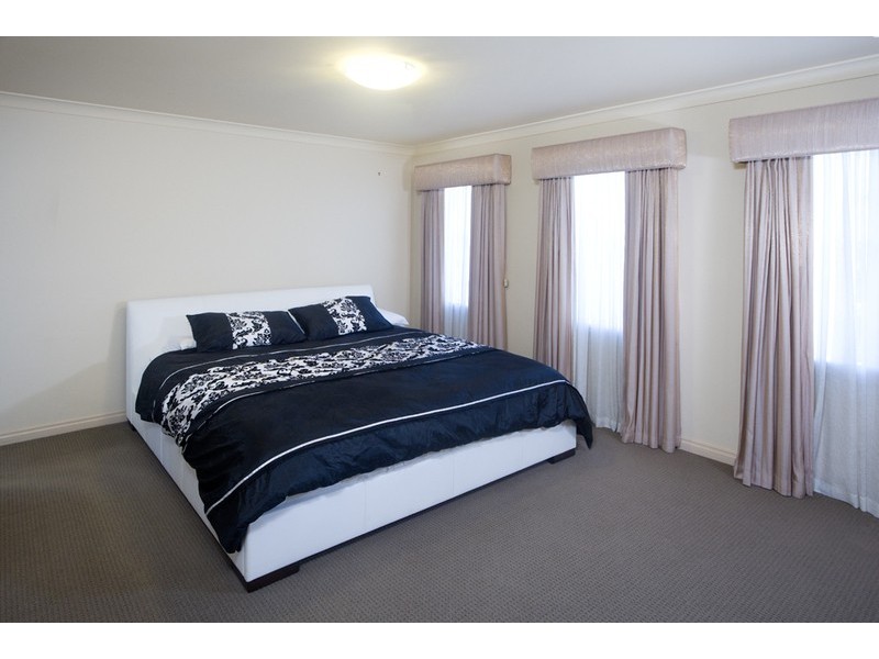 6  Woodburn Place, Shepparton VIC 3630