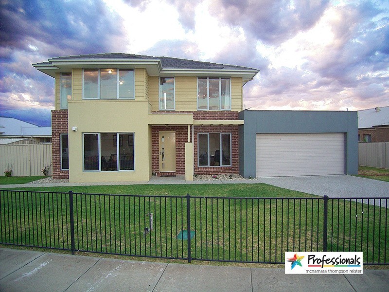 4  Wendouree Drive, Kialla VIC 3631