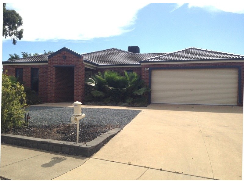 128 Parkside Drive, Shepparton VIC 3630