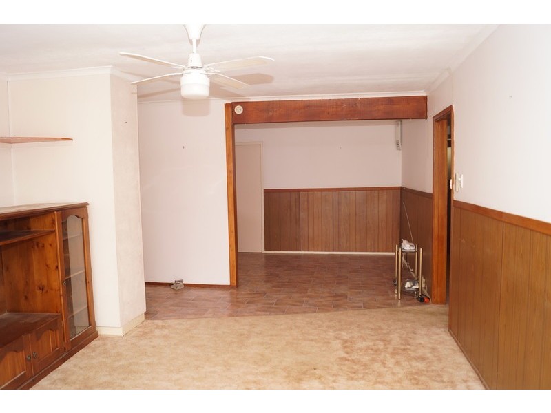 8 Poplar Avenue, Shepparton VIC 3630