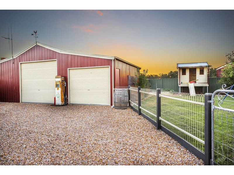 4 Wagtail Drive, Kialla VIC 3631