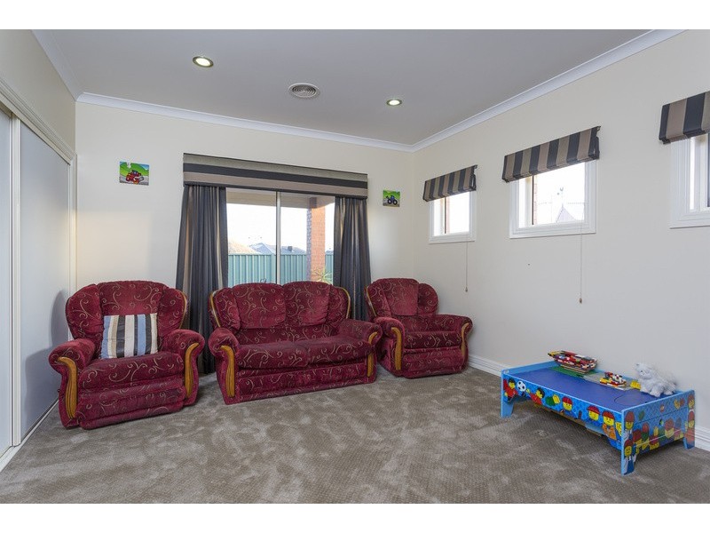 4 Wagtail Drive, Kialla VIC 3631