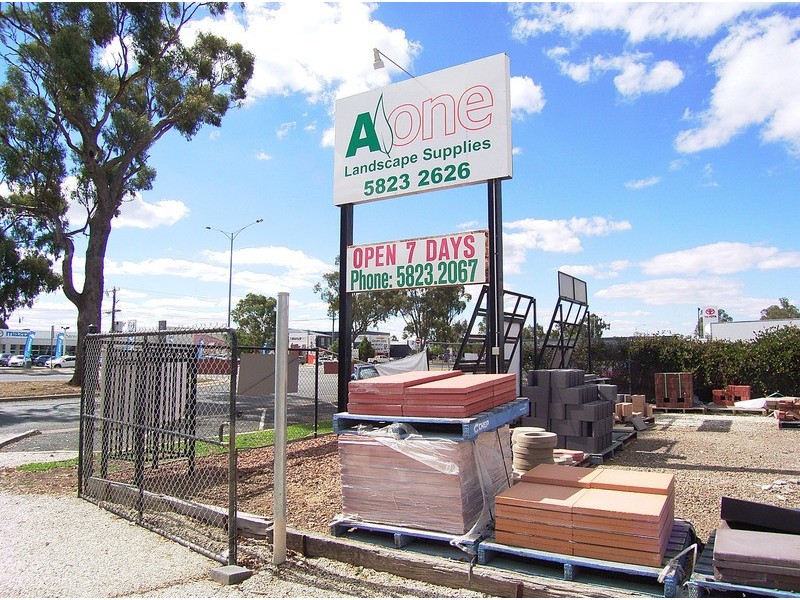 7984 Melbourne Road, Kialla VIC 3631