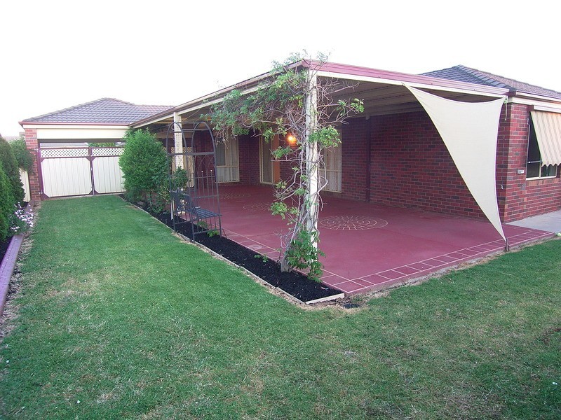 32 Charles Street, Mooroopna VIC 3629
