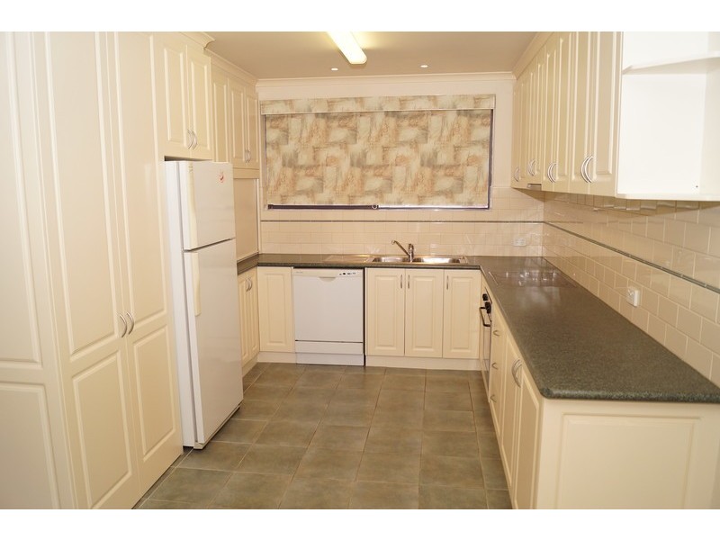 13 Chertsey Road, Shepparton VIC 3630