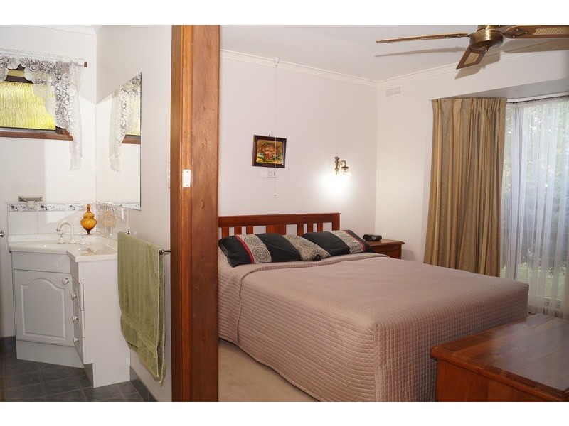 16 Longstaff Street, Shepparton VIC 3630