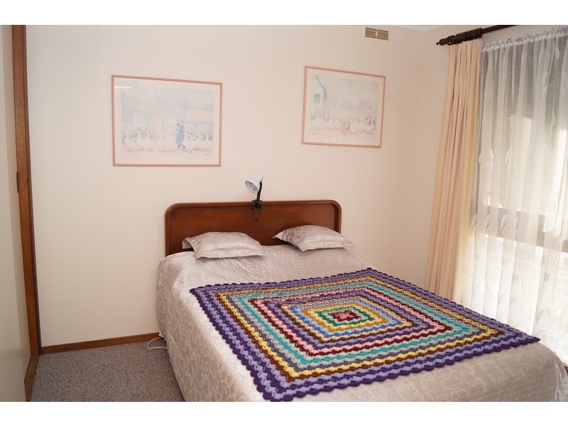 16 Longstaff Street, Shepparton VIC 3630