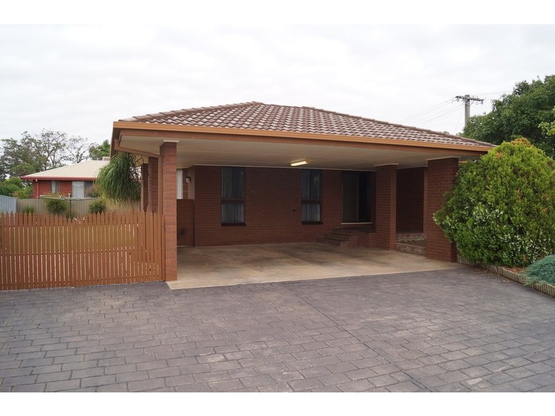 16 Longstaff Street, Shepparton VIC 3630