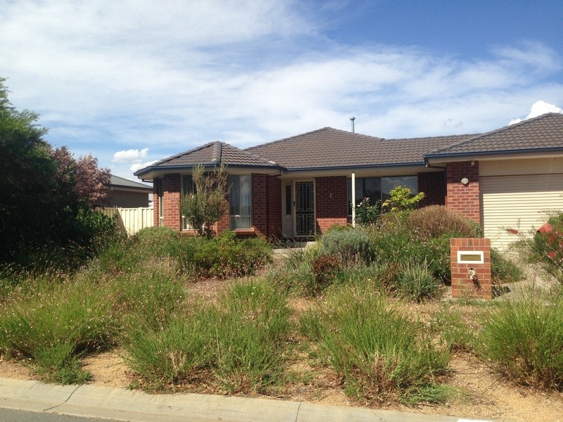 1 Fadden Close, Shepparton VIC 3630