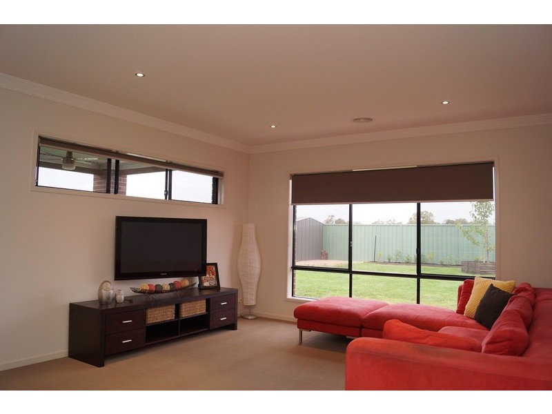 28 Oxbow Avenue, Shepparton VIC 3630