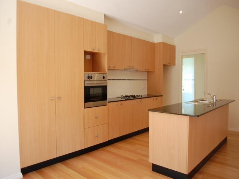 98 Graham Street, Shepparton VIC 3630