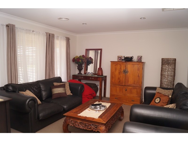 17 Bentleigh Street, Shepparton VIC 3630