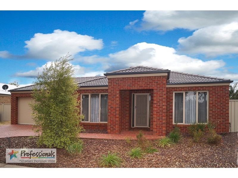 3  Yellowgum Drive, Kialla VIC 3631