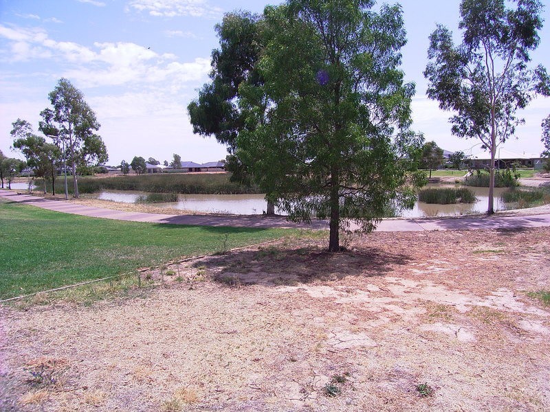 13 Jindabyne Court, Kialla VIC 3631