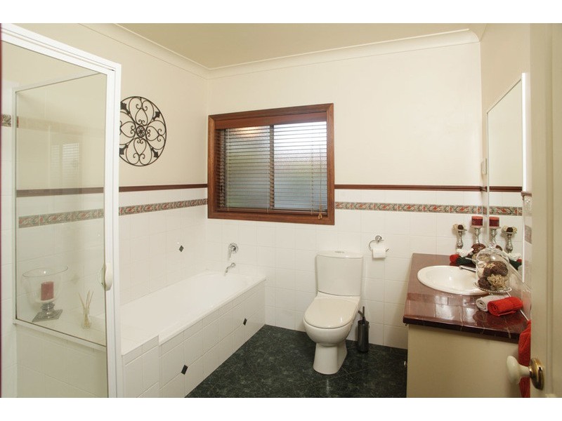 2 Endeavour Court, Shepparton VIC 3630