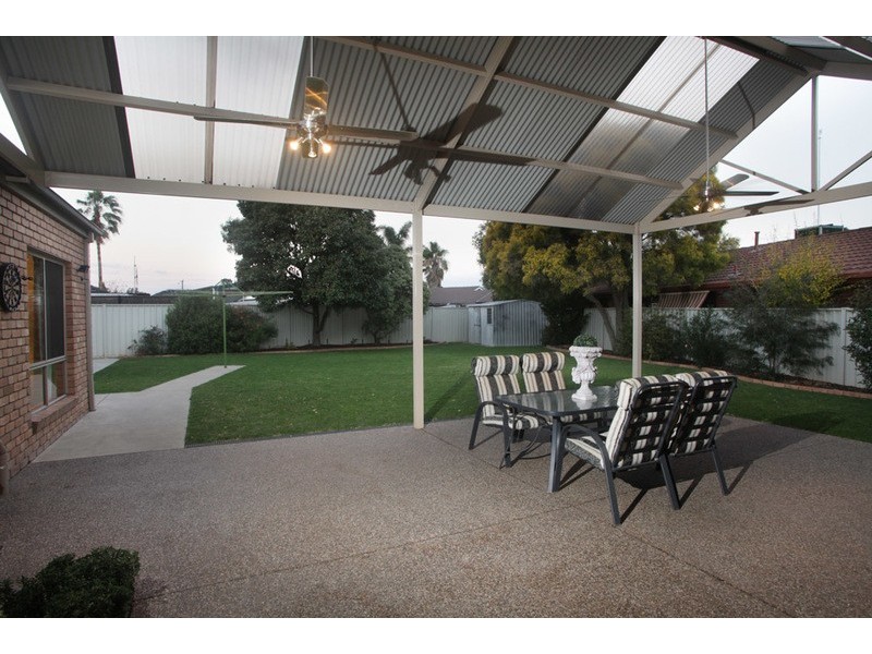 2 Endeavour Court, Shepparton VIC 3630