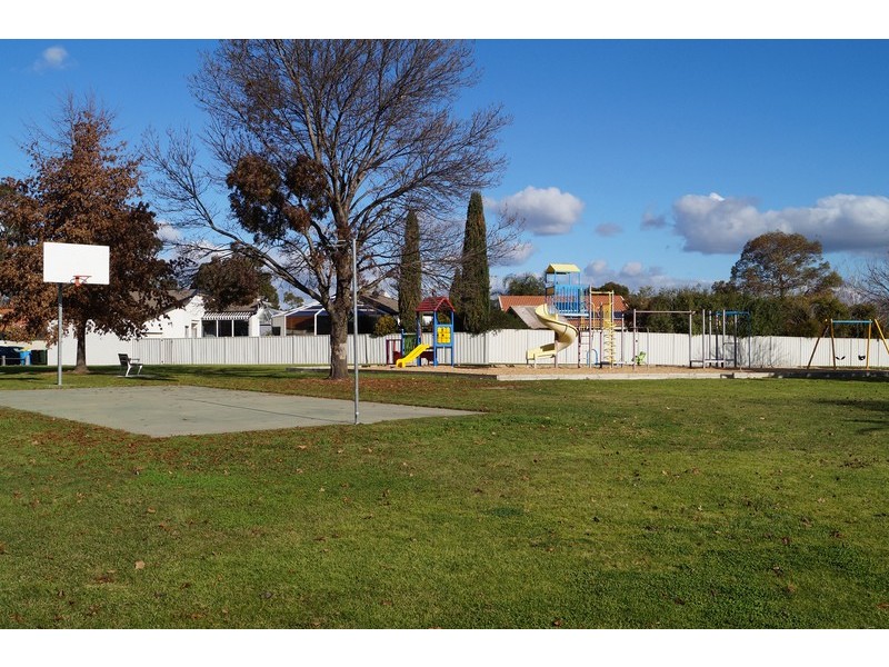 2 Endeavour Court, Shepparton VIC 3630