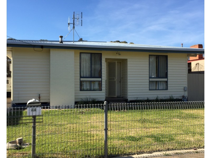 44  McKean Street, Mooroopna VIC 3629