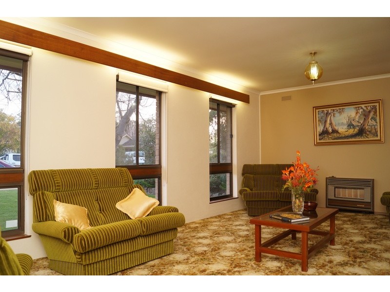 77  Sutcliffe Street, Shepparton VIC 3630