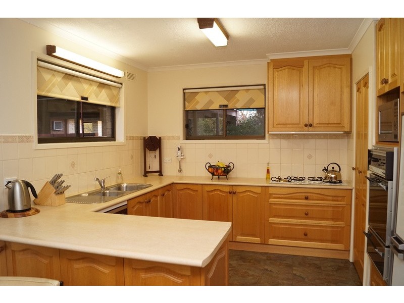 77  Sutcliffe Street, Shepparton VIC 3630