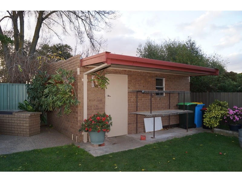 77  Sutcliffe Street, Shepparton VIC 3630