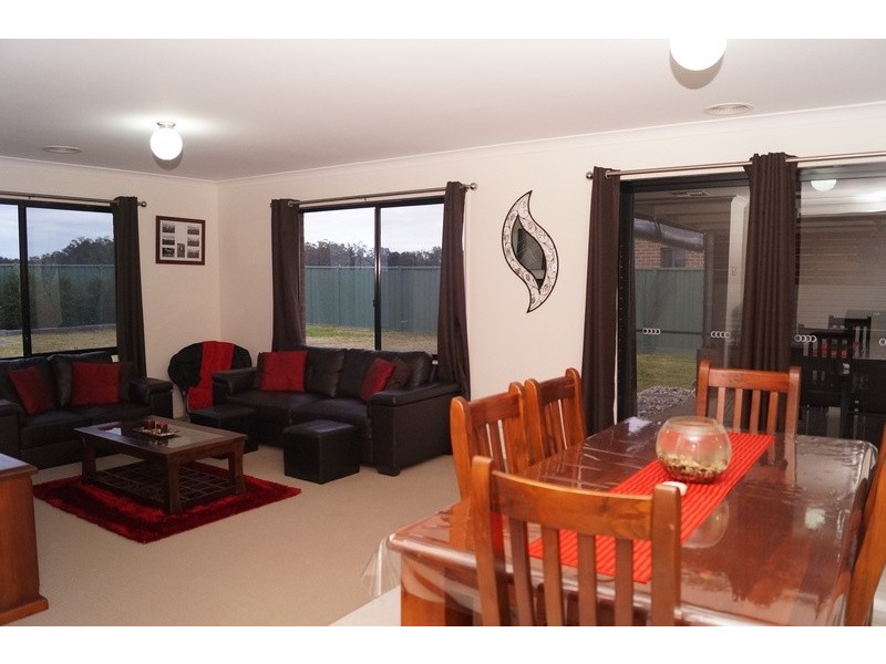 42 Oxbow Avenue, Shepparton VIC 3630