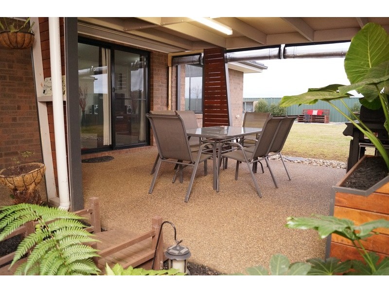 42 Oxbow Avenue, Shepparton VIC 3630