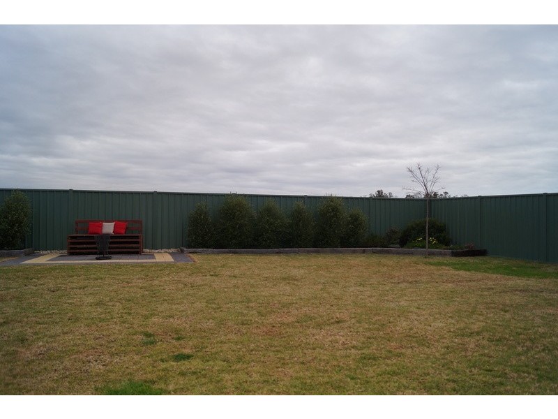 42 Oxbow Avenue, Shepparton VIC 3630