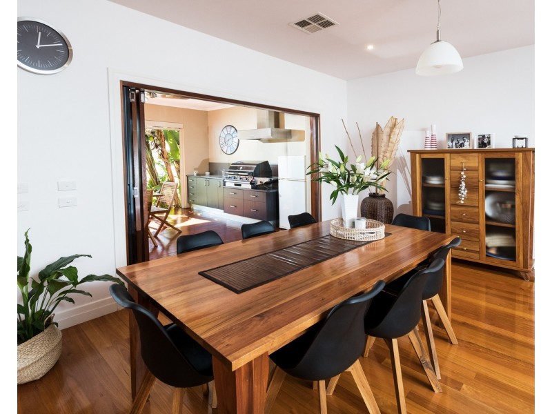 25 Sutherland Avenue, Shepparton VIC 3630