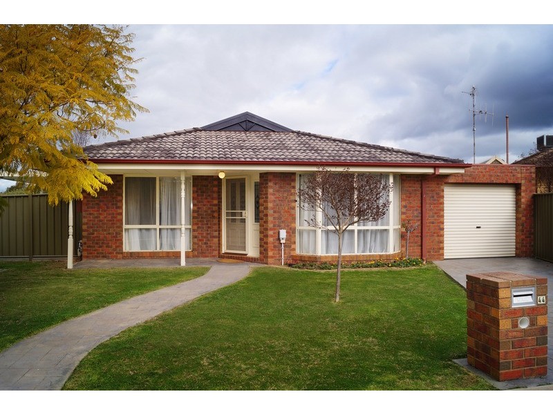 44 McEwen Street, Shepparton VIC 3630