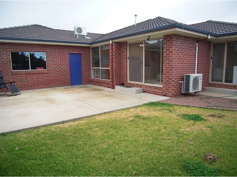 1 Fadden Close, Shepparton VIC 3630